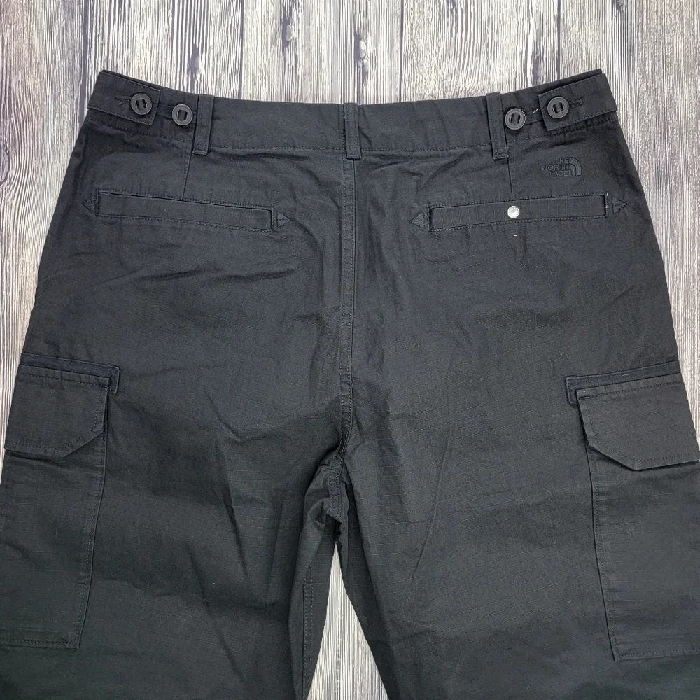 The North Face NWT Men's M66 Cargo Pants in Black Size 38